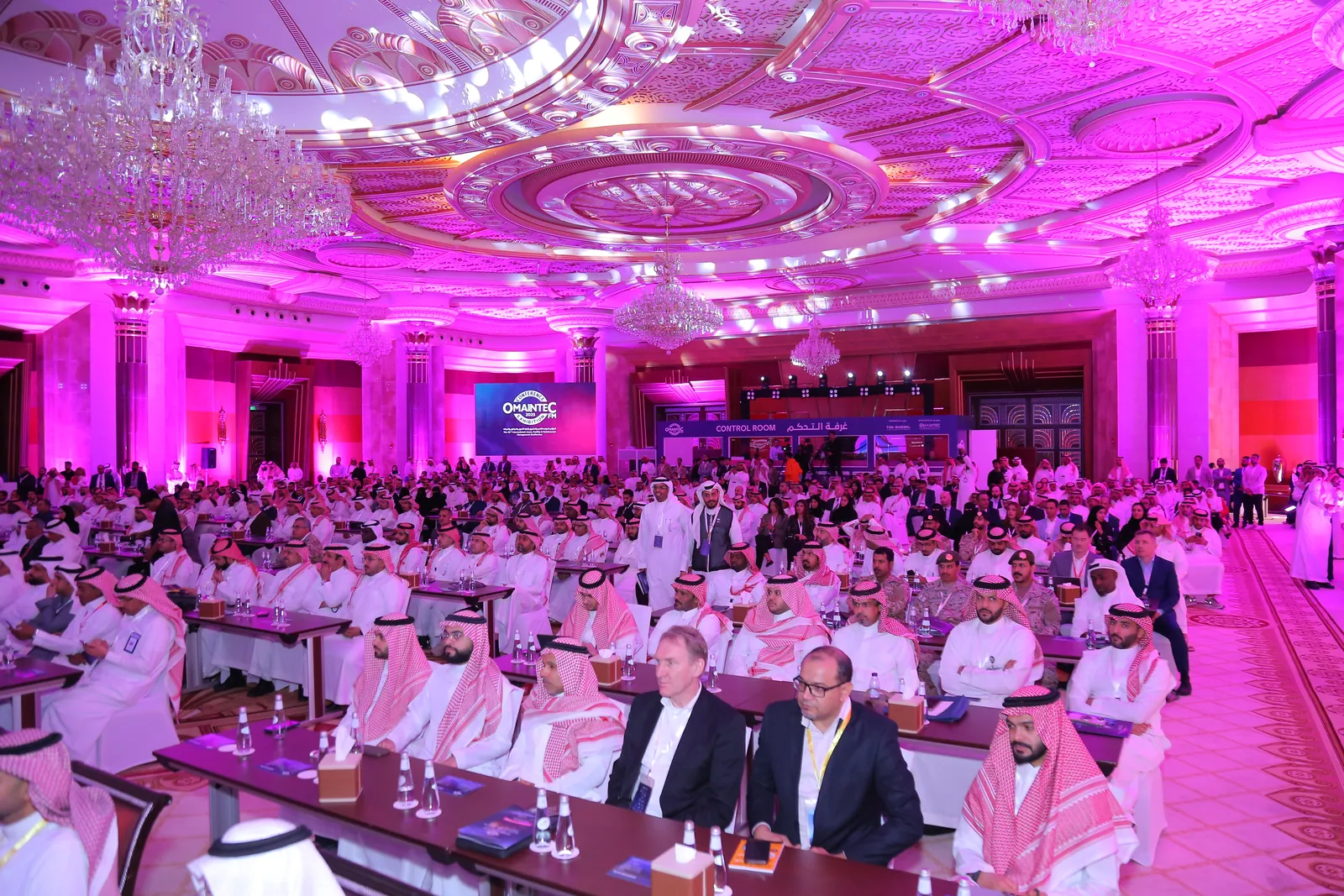 The main hall at OMAINTEC 2025