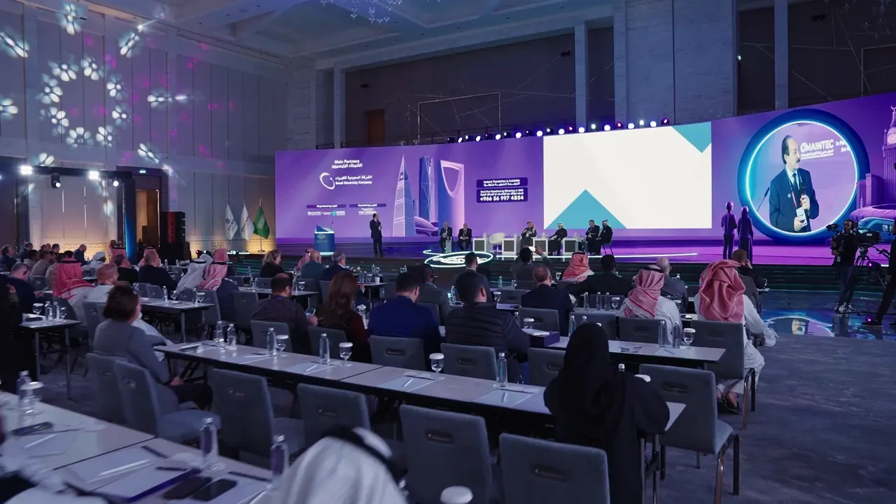 Delegates in the main hall